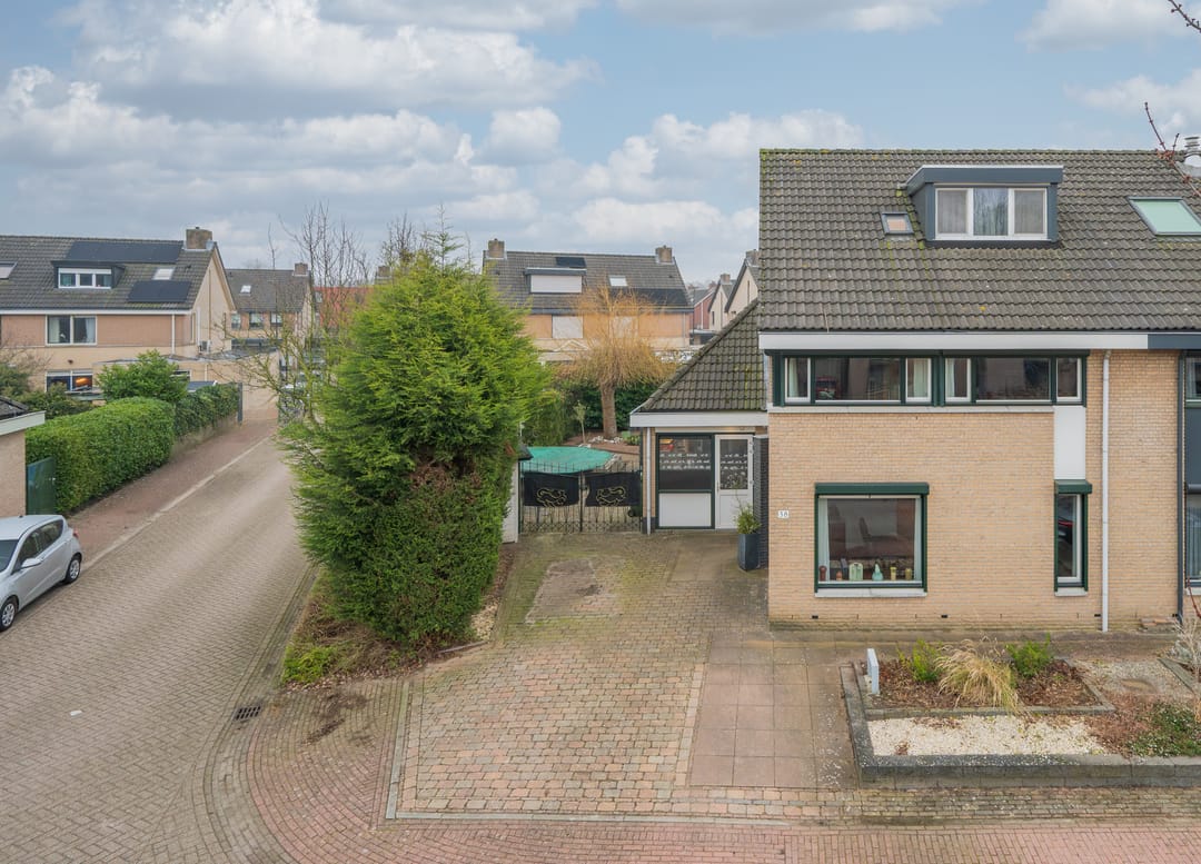 Foto 7 van Amethist 38