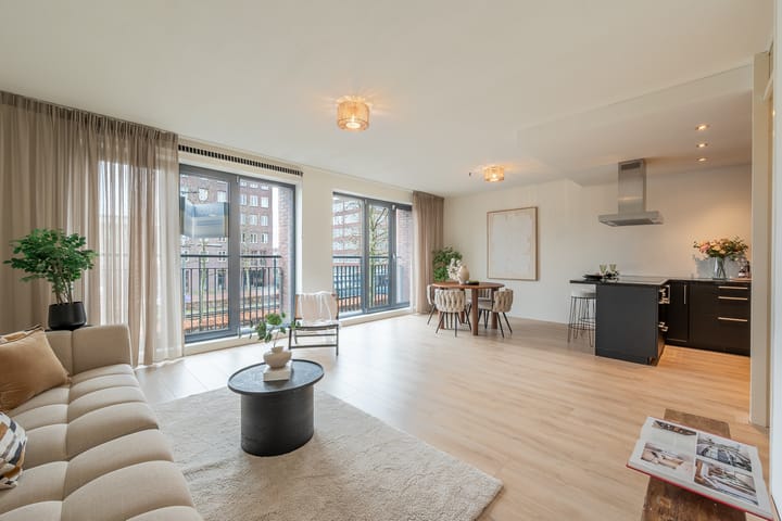 Julius Pergerstraat 19 main image