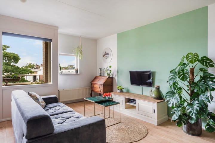 Foto 18 van Potgieterlaan 8-V