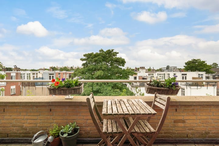 Foto 30 van Potgieterlaan 8-V