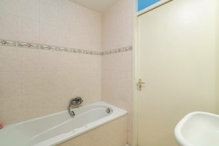 Foto 39 van Potgieterlaan 8-V