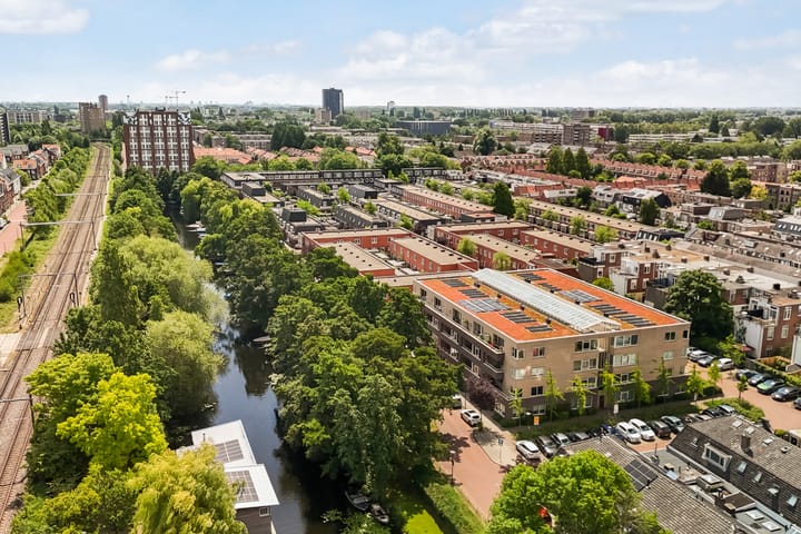 Foto 42 van Potgieterlaan 8-V