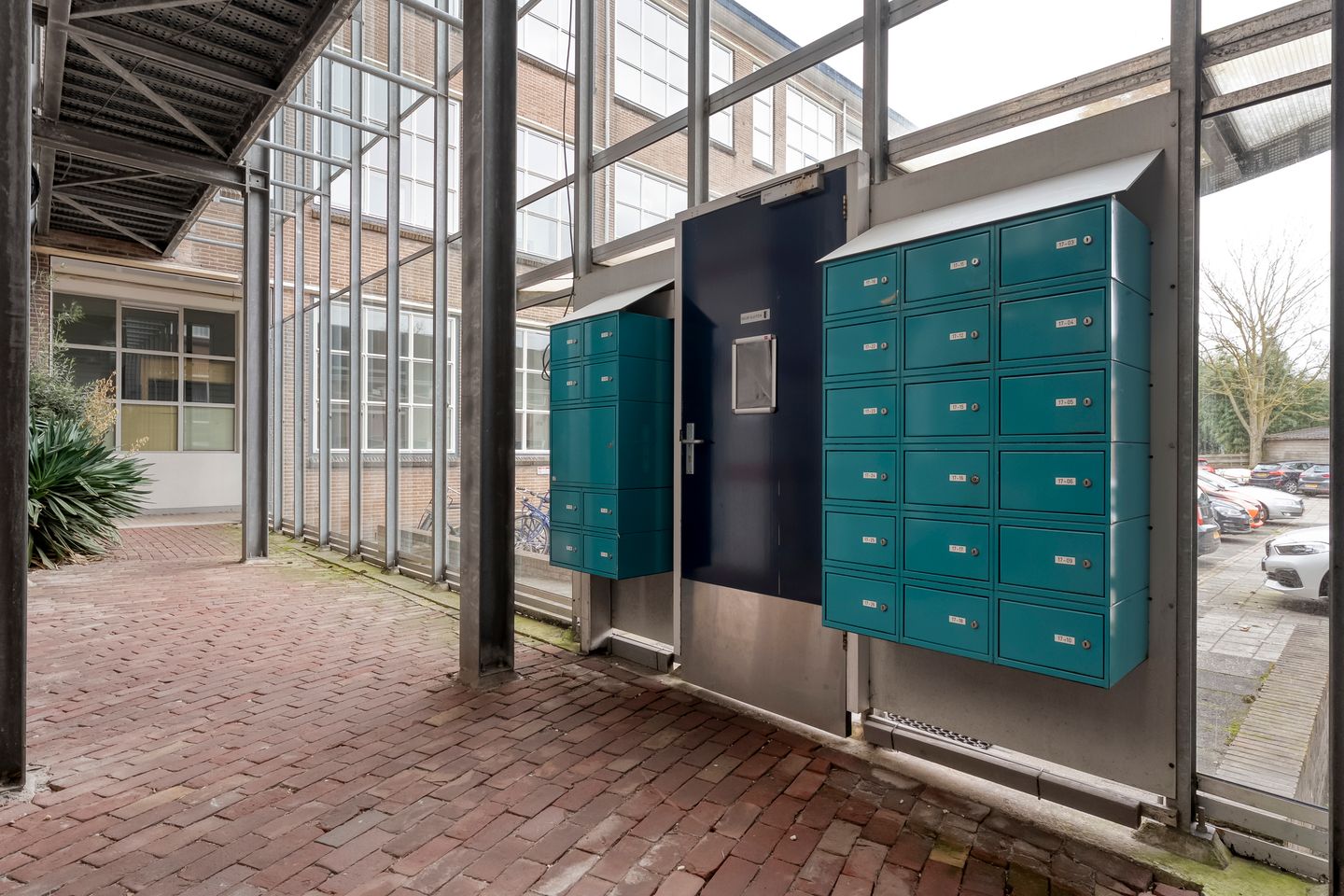 Photo 5 of Catharinastraat 17-33