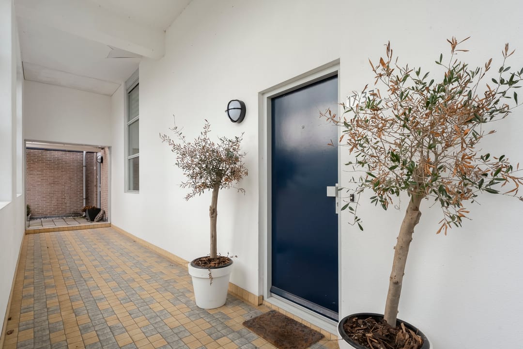 Photo 8 of Catharinastraat 17-33