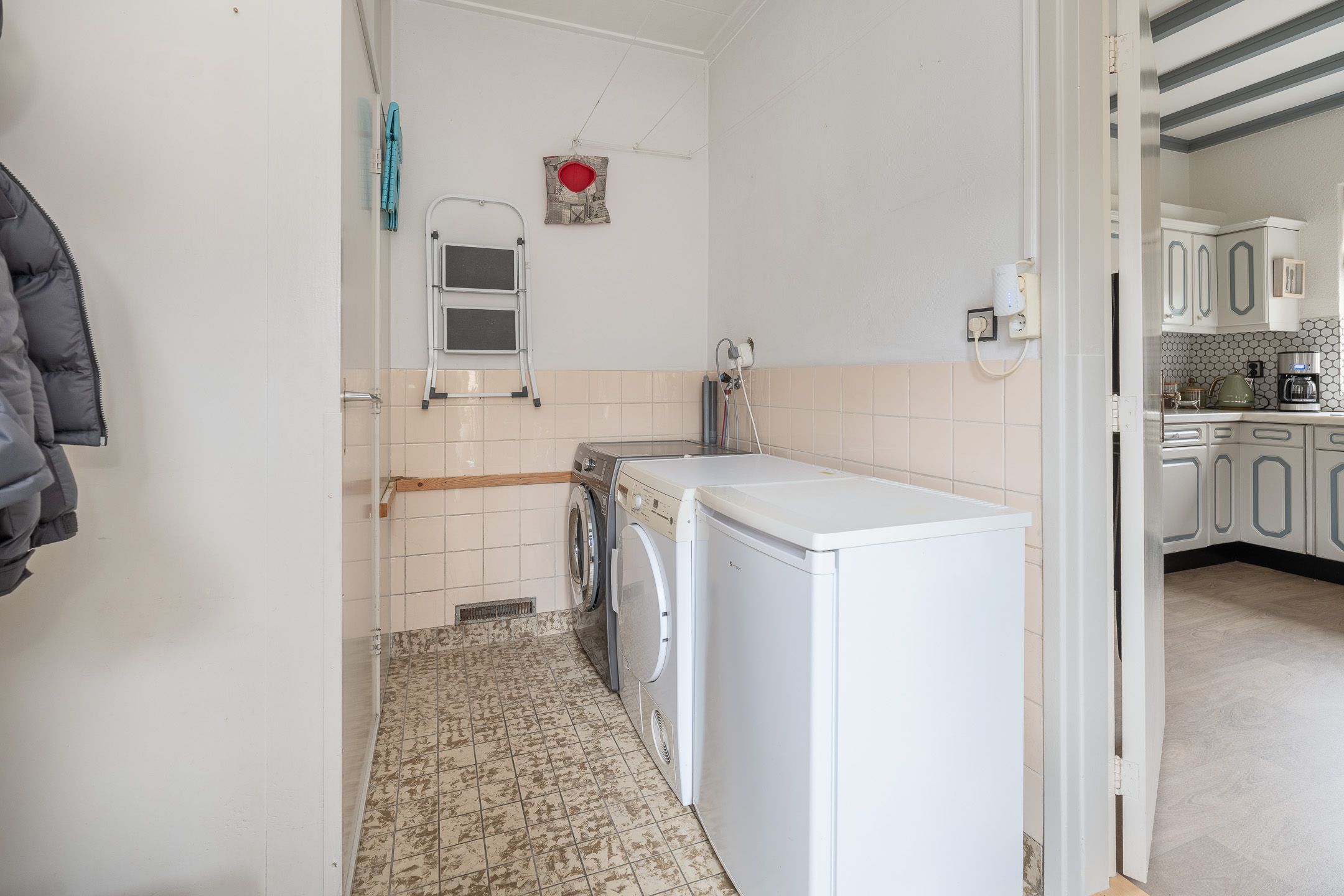 Photo 18 of Schoutenstraat 126