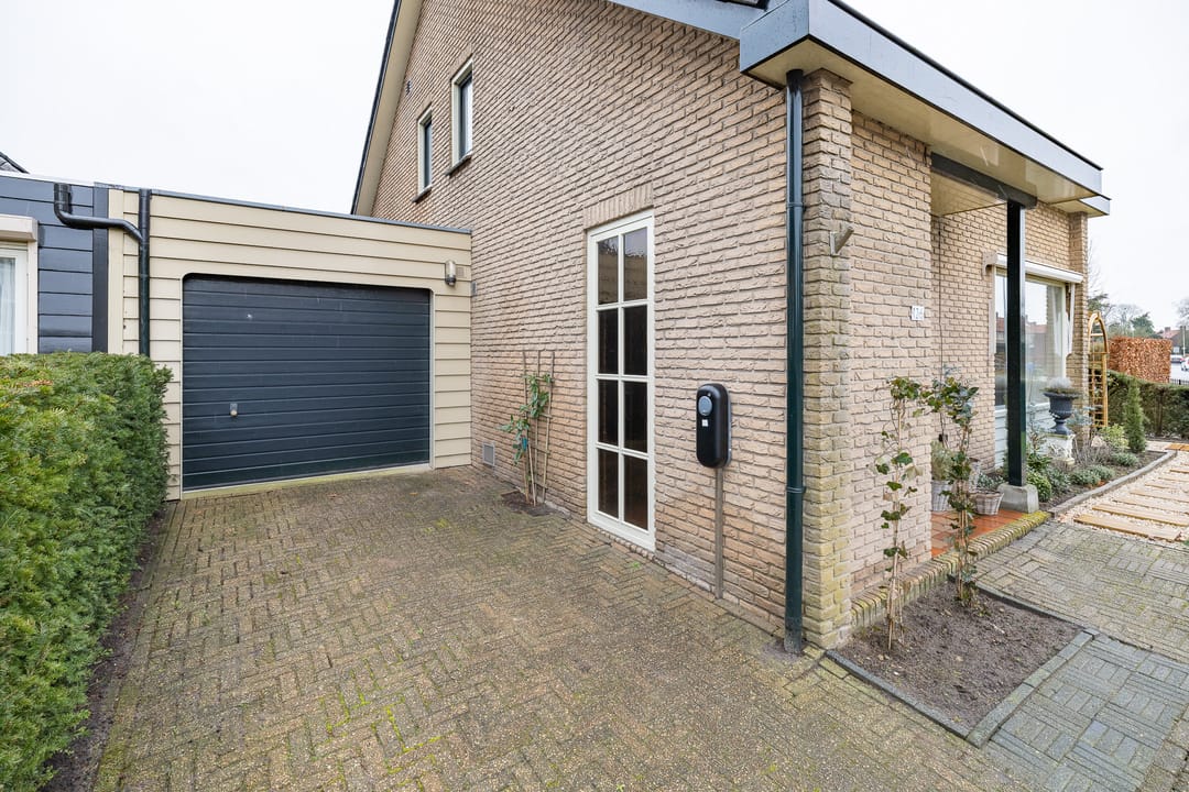 Photo 43 of Schoutenstraat 126