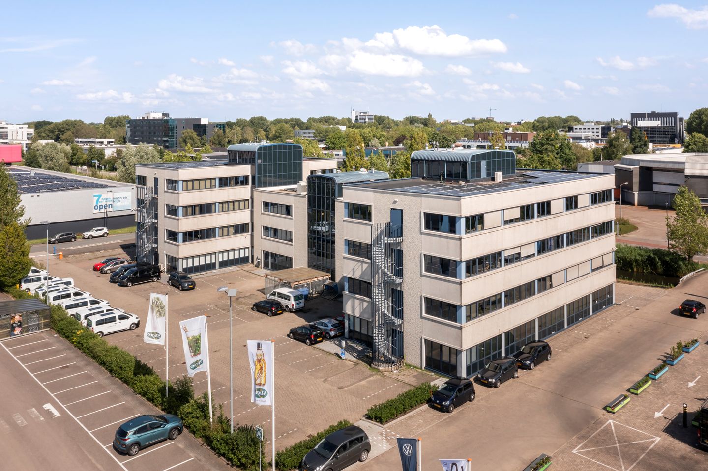 Bekijk foto 1 van Hanzeweg 19