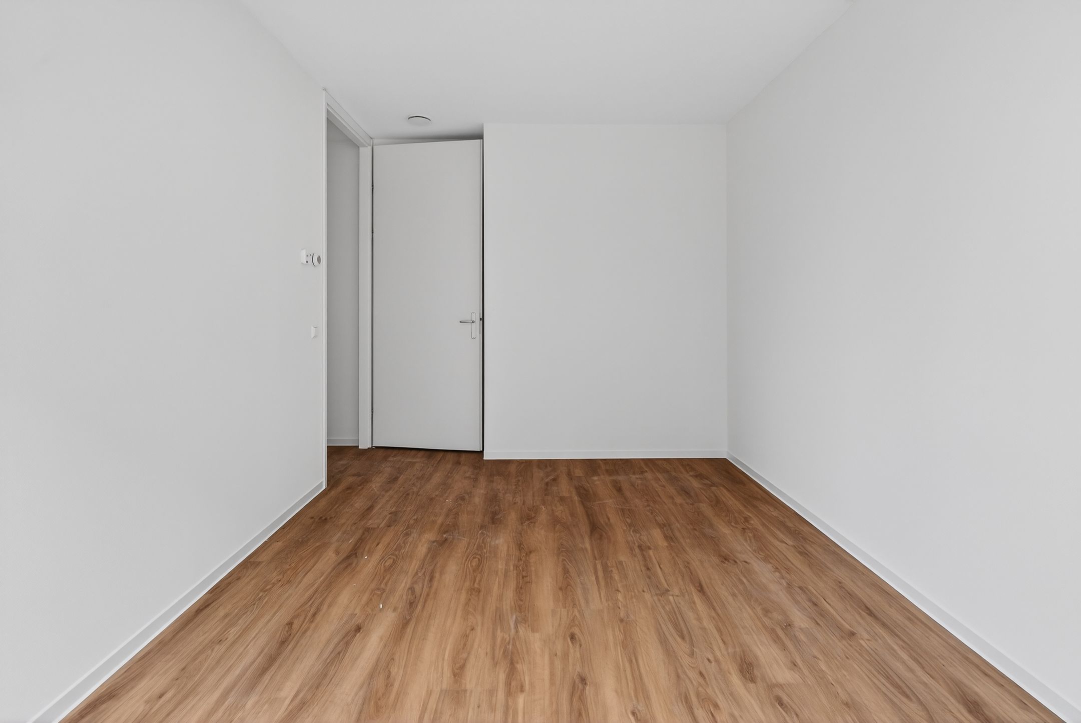 Foto 12 van Osdorpplein 1001-B3