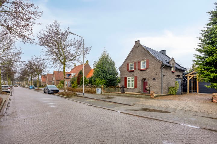 Photo of Populierstraat 13 5342VA Oss, see listing for more details