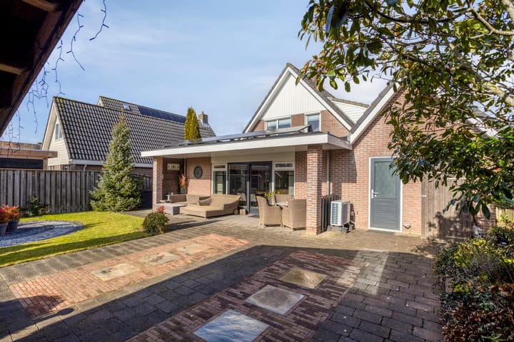 Photo 34 of Strekel 22