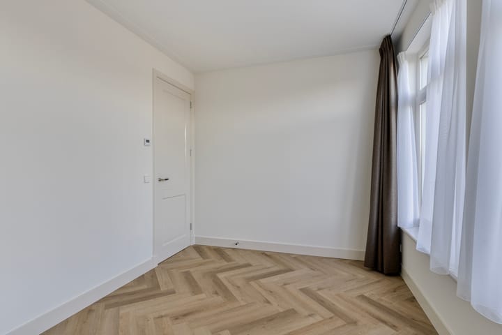 Photo 8 of Lumeijstraat 35-4