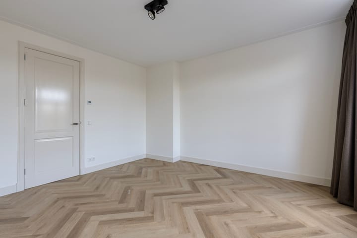 Photo 9 of Lumeijstraat 35-4