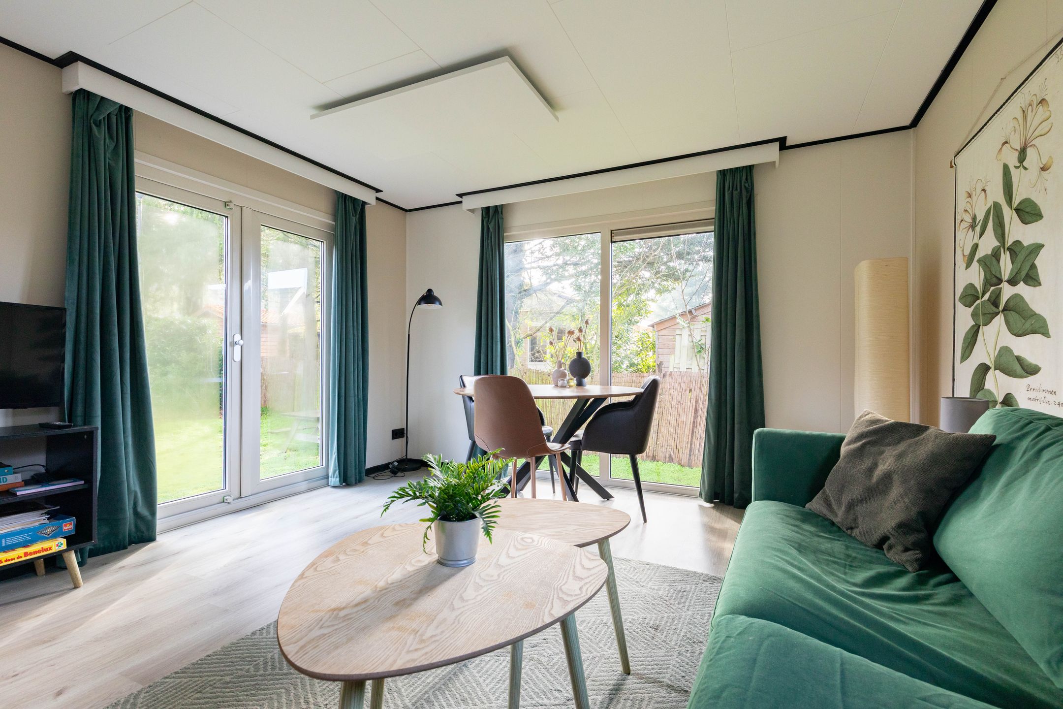 Photo 12 of Nieuwe Prinsenweg 7-6