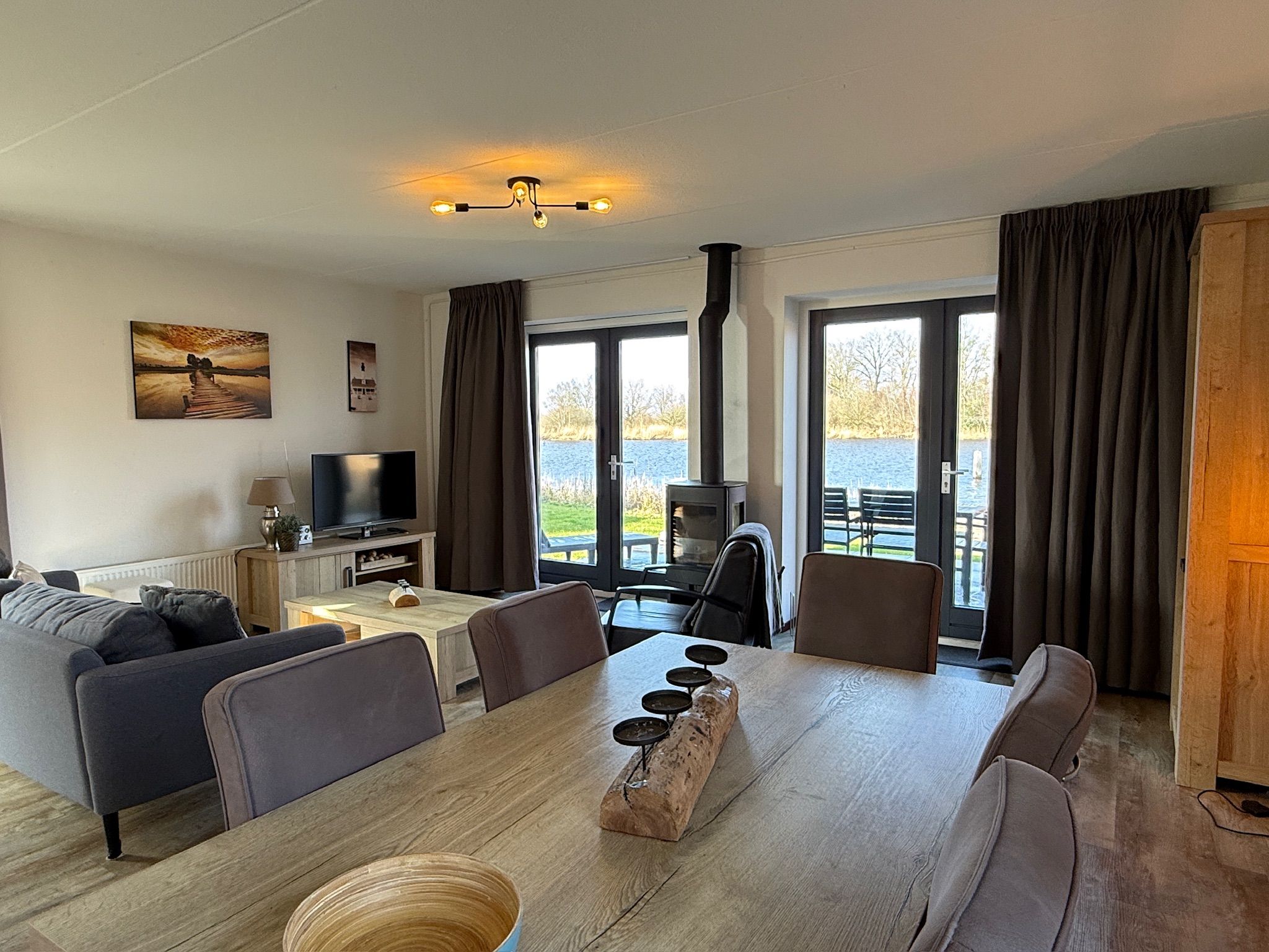 Foto 27 van H.W. Stekelenburgweg 14