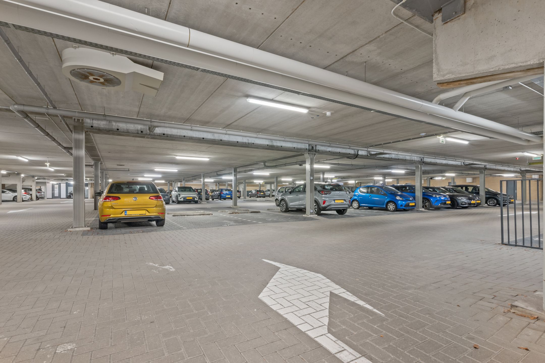 Foto 27 van Miles Davisstraat 185