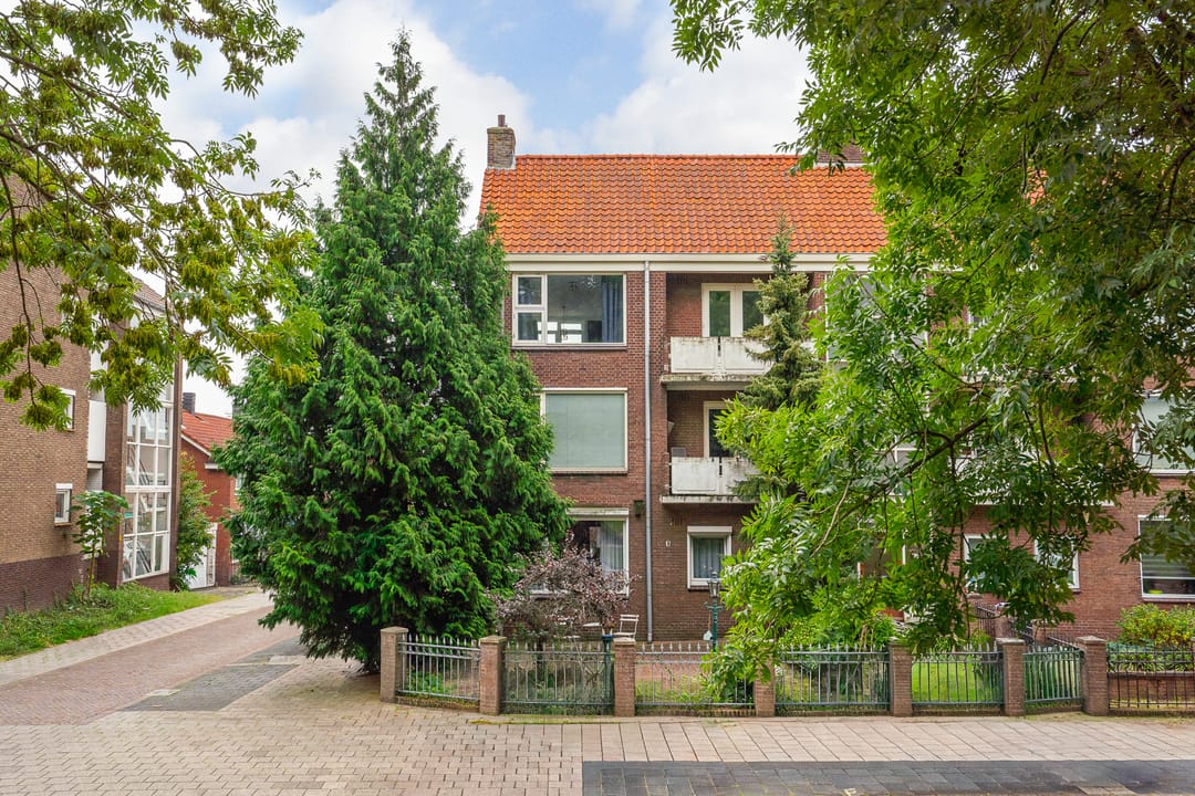 Photo 28 of Diepenbrockweg 182