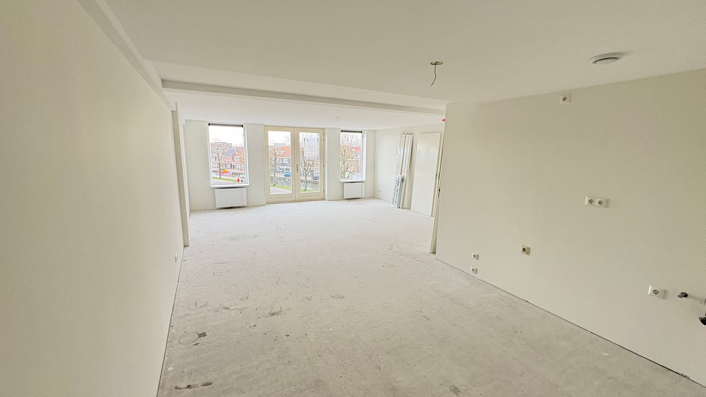 Photo 4 of Martiniplein 15-206