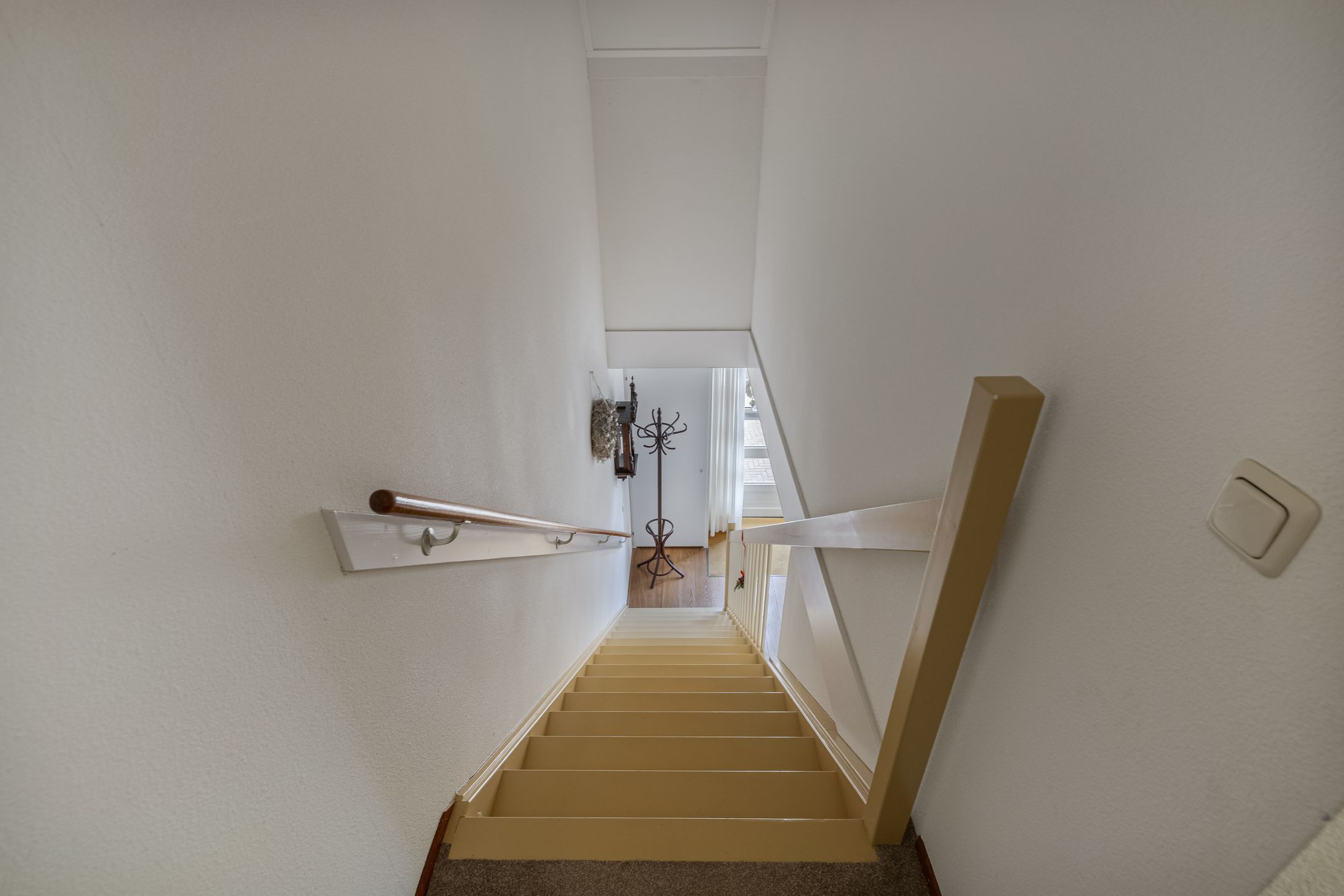 Foto 24 van Dekemastraat 4