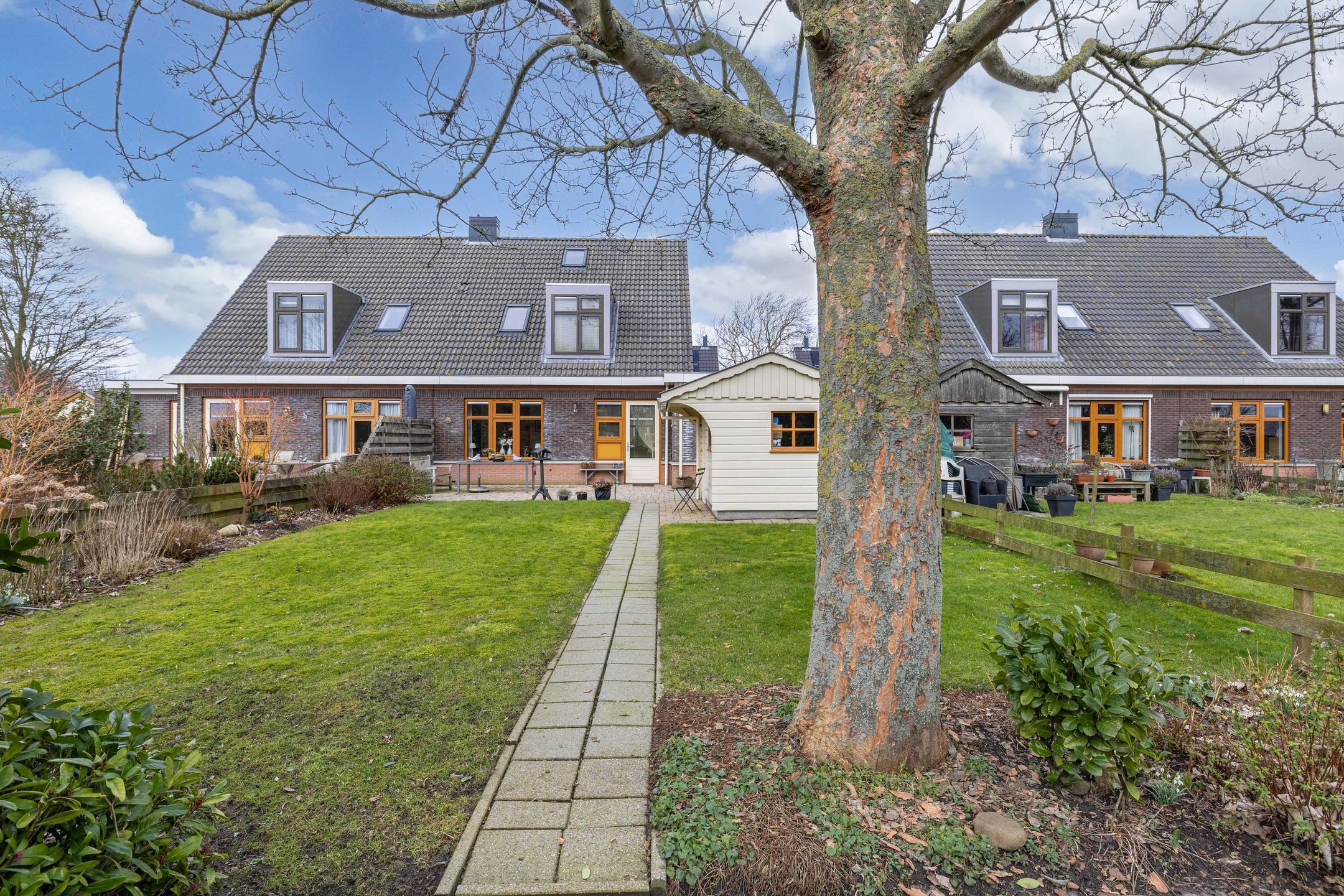 Foto 39 van Dekemastraat 4