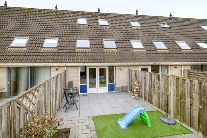 Photo 2 of Bazuindreef 76