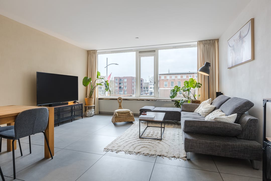 Foto 2 van Raadhuisplein 27