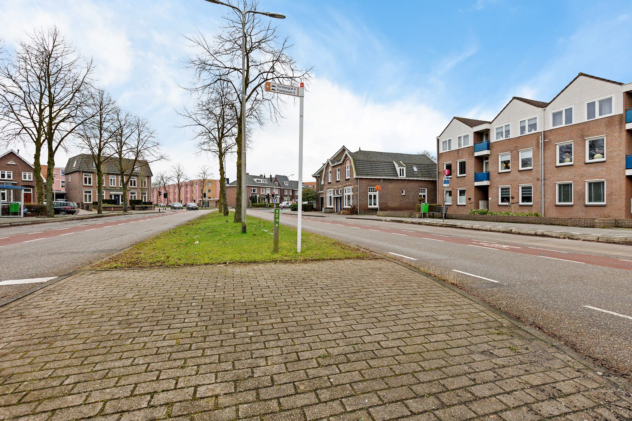 Foto 33 van Molenstraat 207