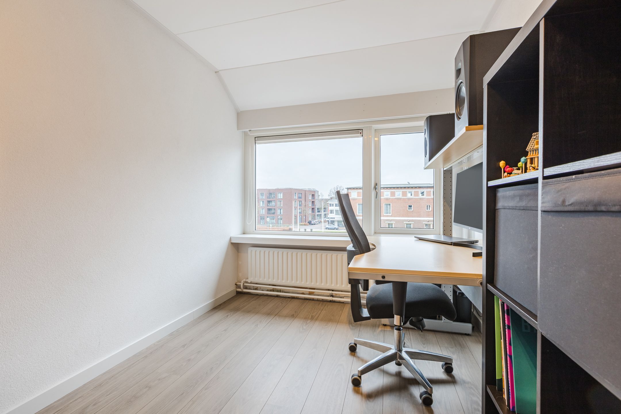 Foto 24 van Raadhuisplein 27