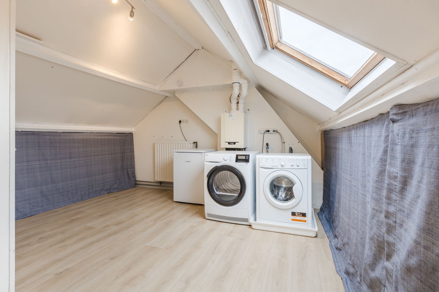 Foto 29 van Raadhuisplein 27