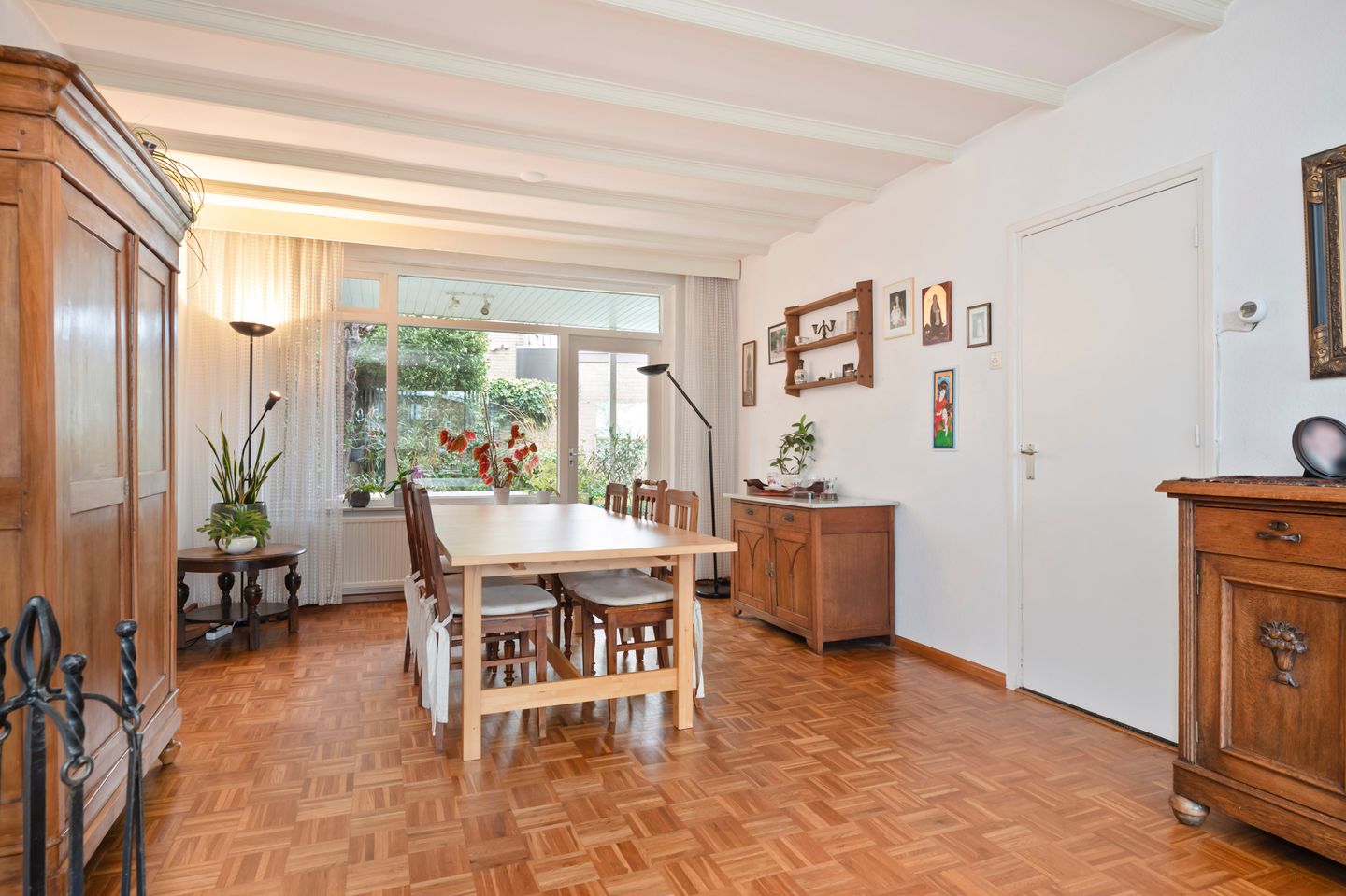 Foto 10 van Burg. Smeetsstraat 7