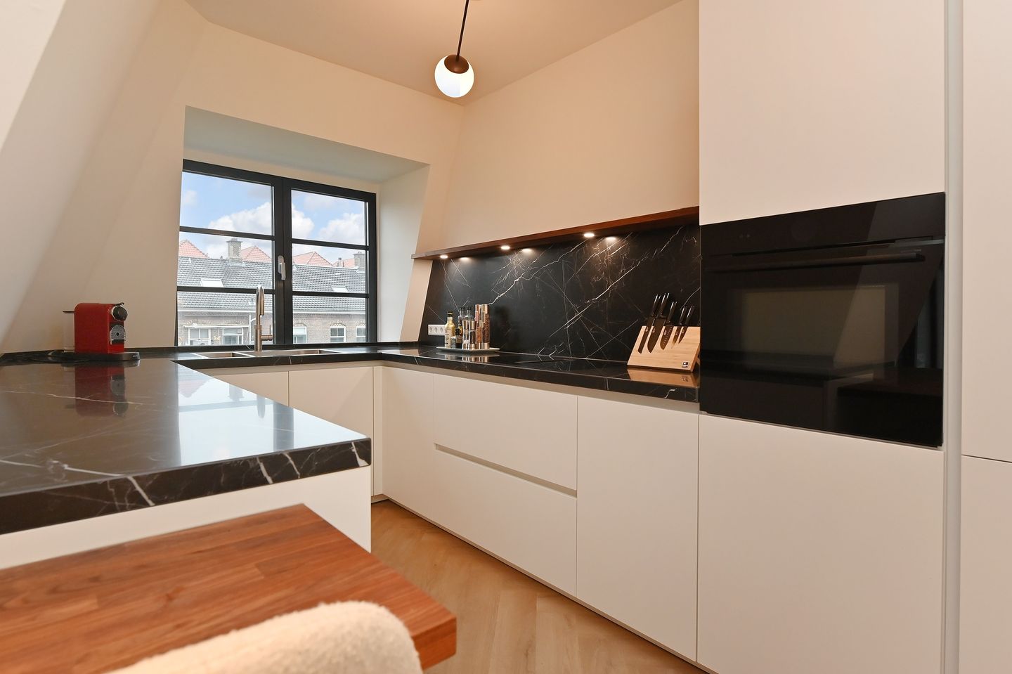 Foto 4 van Koninginnegracht 92-B