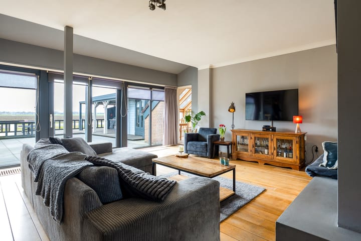 Photo 3 of Pieter van Oldenborghlaan 23