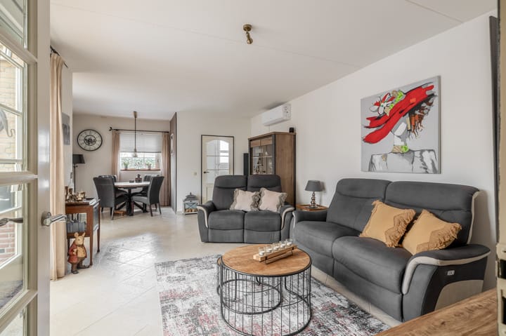 Photo 2 of Rendierlaan 6