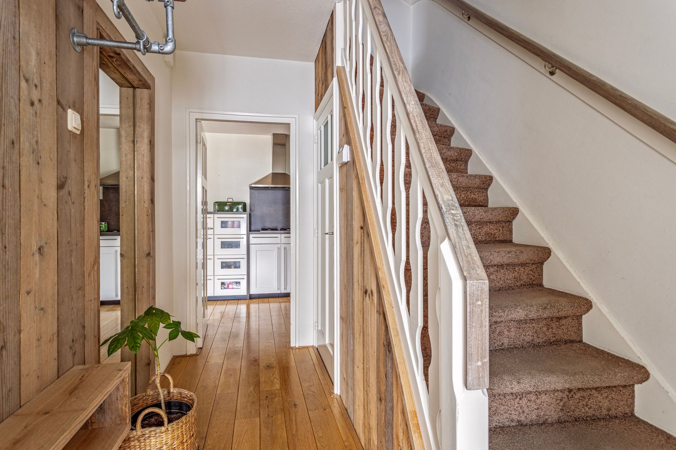 Foto 6 van Professor J. C. Dorststraat 2