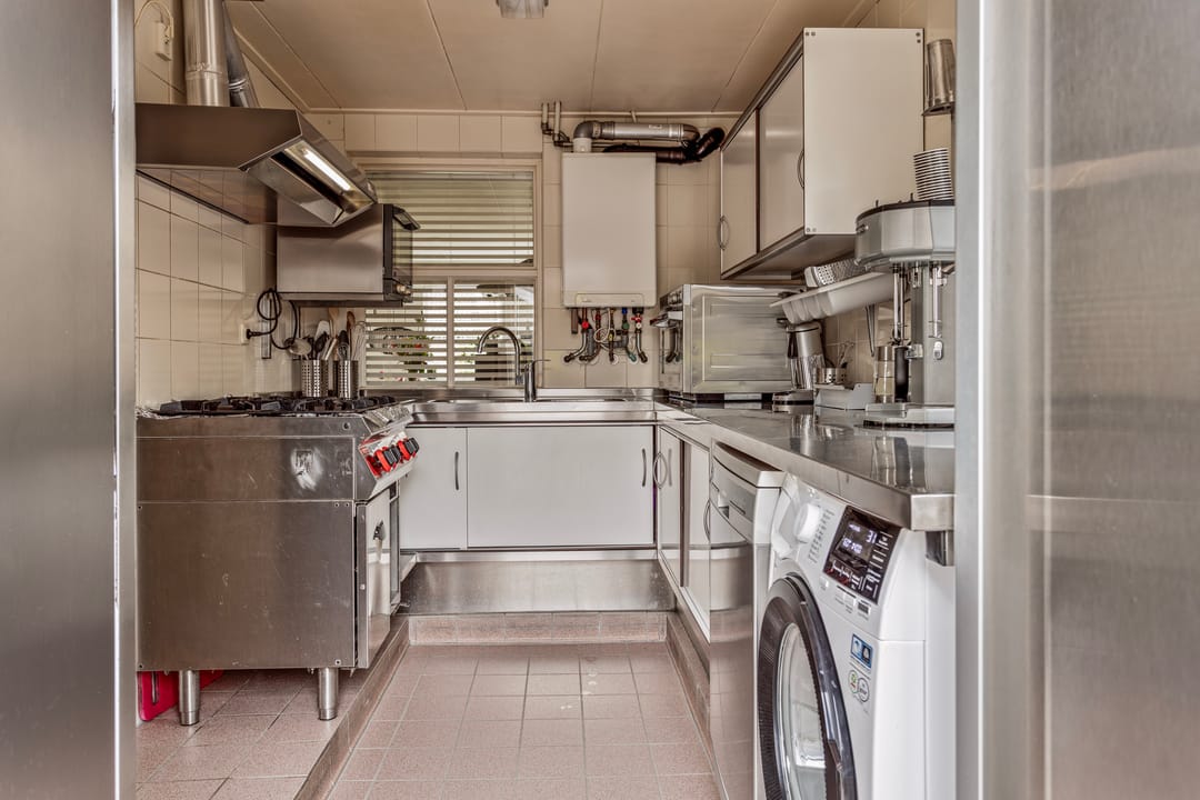 Foto 28 van Professor J. C. Dorststraat 2