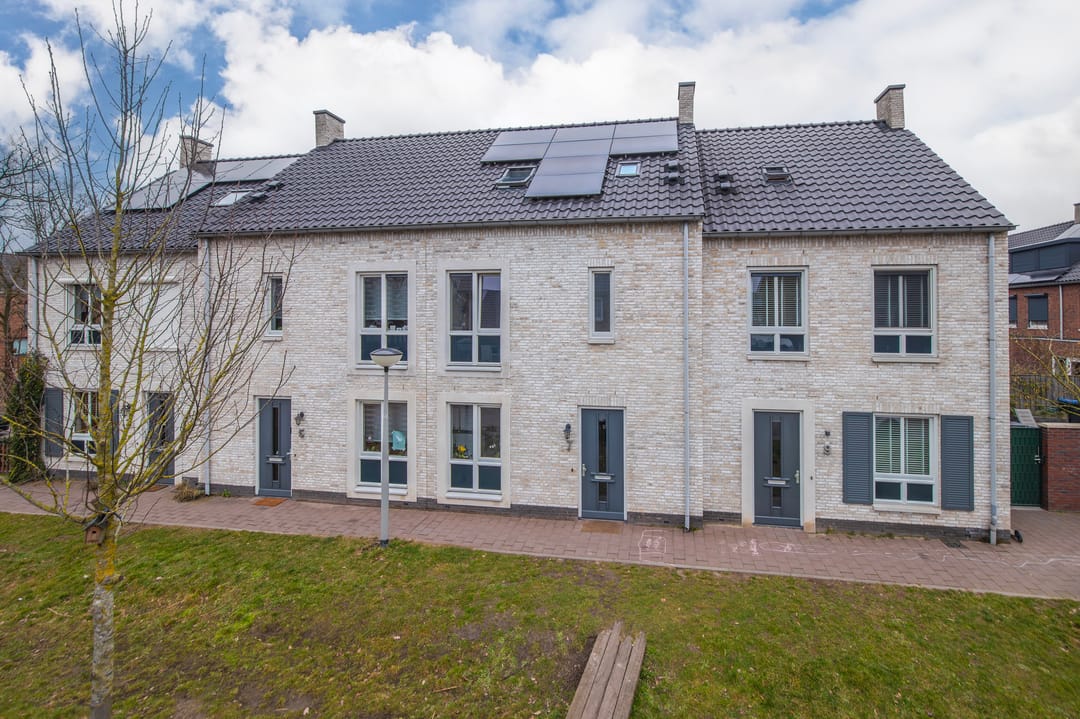 Photo 1 of Avondlicht 7