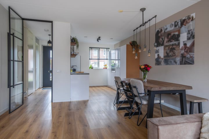 Photo 3 of Avondlicht 7