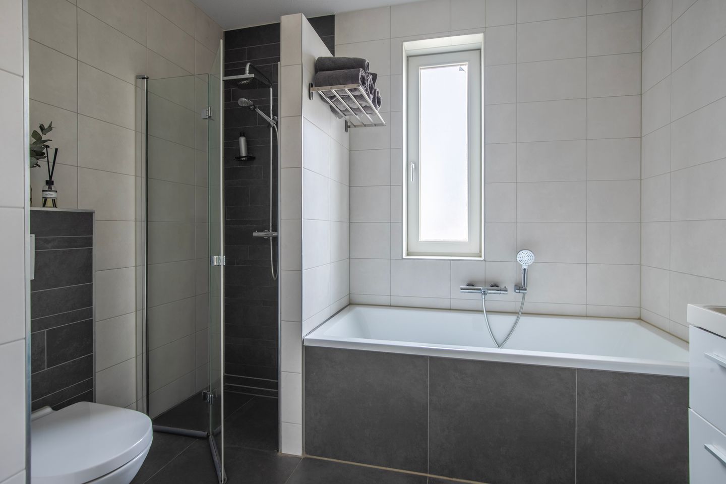 Photo 4 of Avondlicht 7