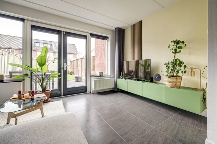 Photo 4 of Den Oven 15