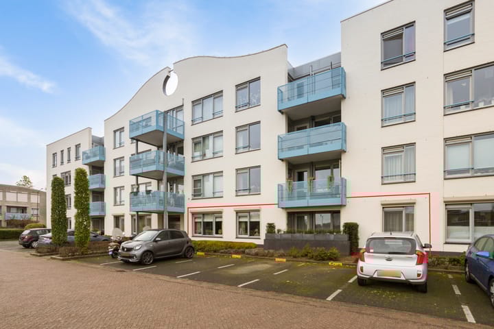 Foto 1 van Walstro 4