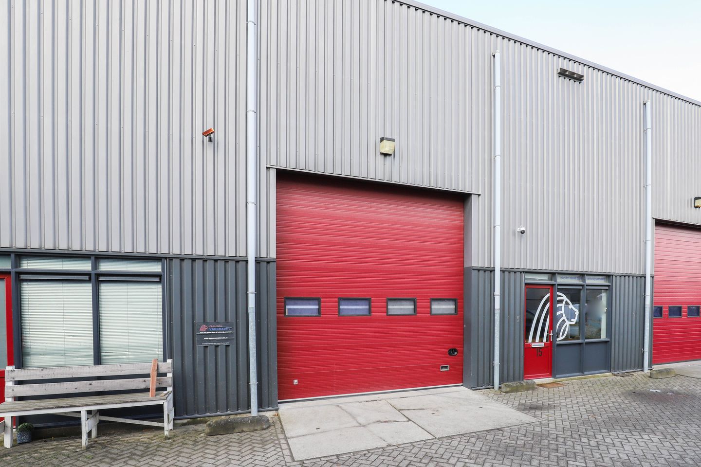 Bekijk foto 1 van Kloosterpoort 15