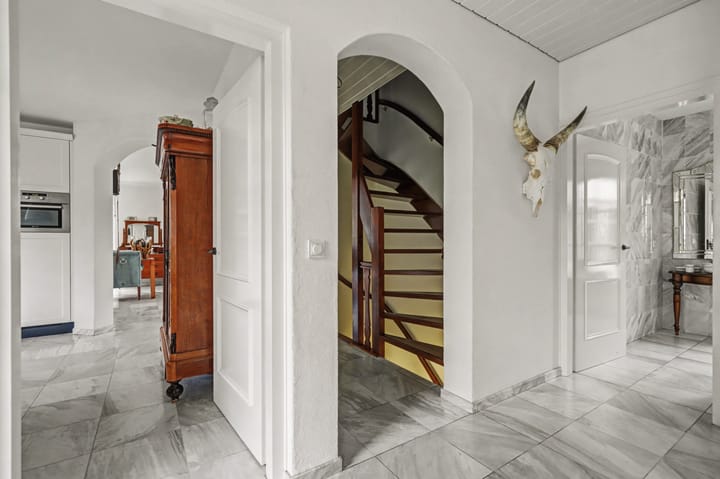 Photo 4 of Obrecht 9