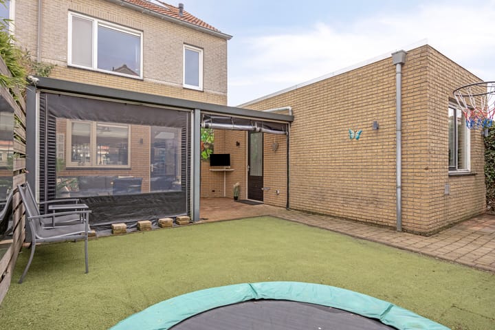 Foto 38 van Berend Slingenbergstraat 6