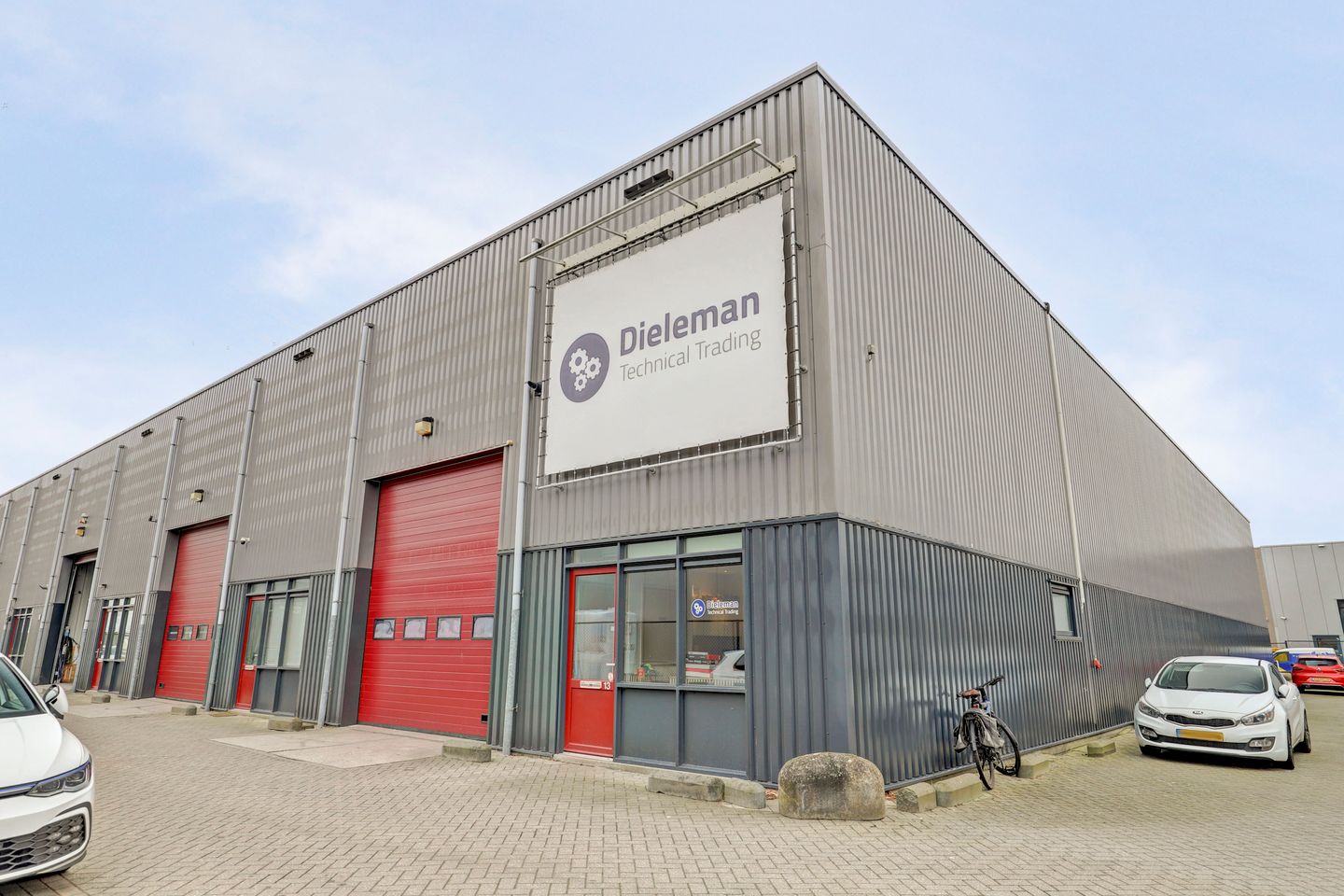 Bekijk foto 3 van Kloosterpoort 13