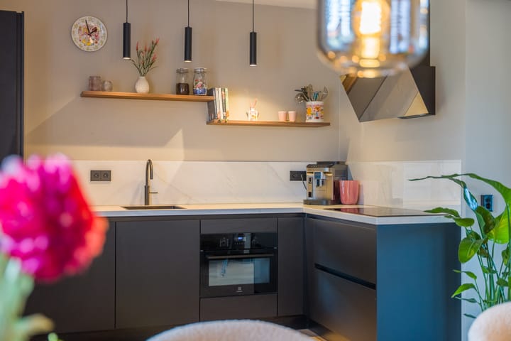 Foto 17 van De Pinksterblom 6