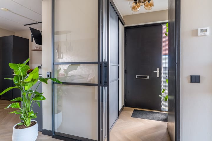 Foto 21 van De Pinksterblom 6