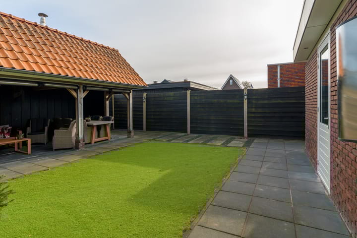 Foto 43 van De Pinksterblom 6