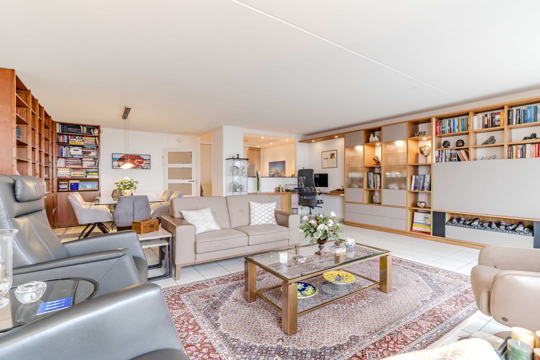 Photo 17 of Scheveningseslag 37