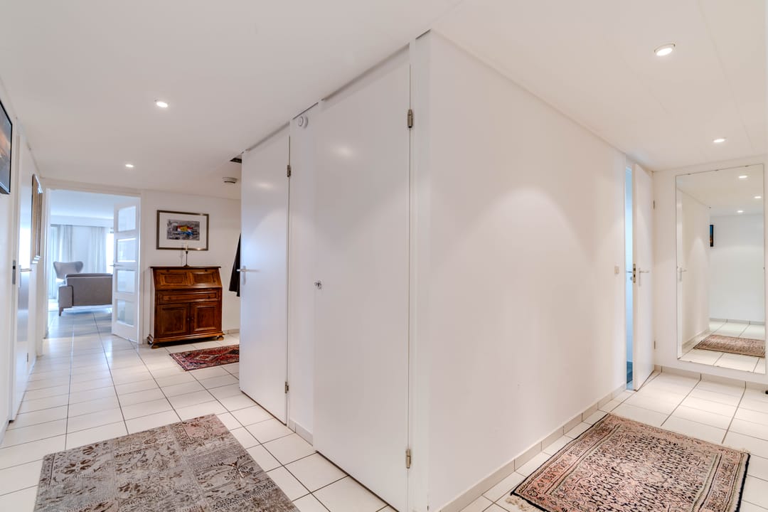 Photo 23 of Scheveningseslag 37