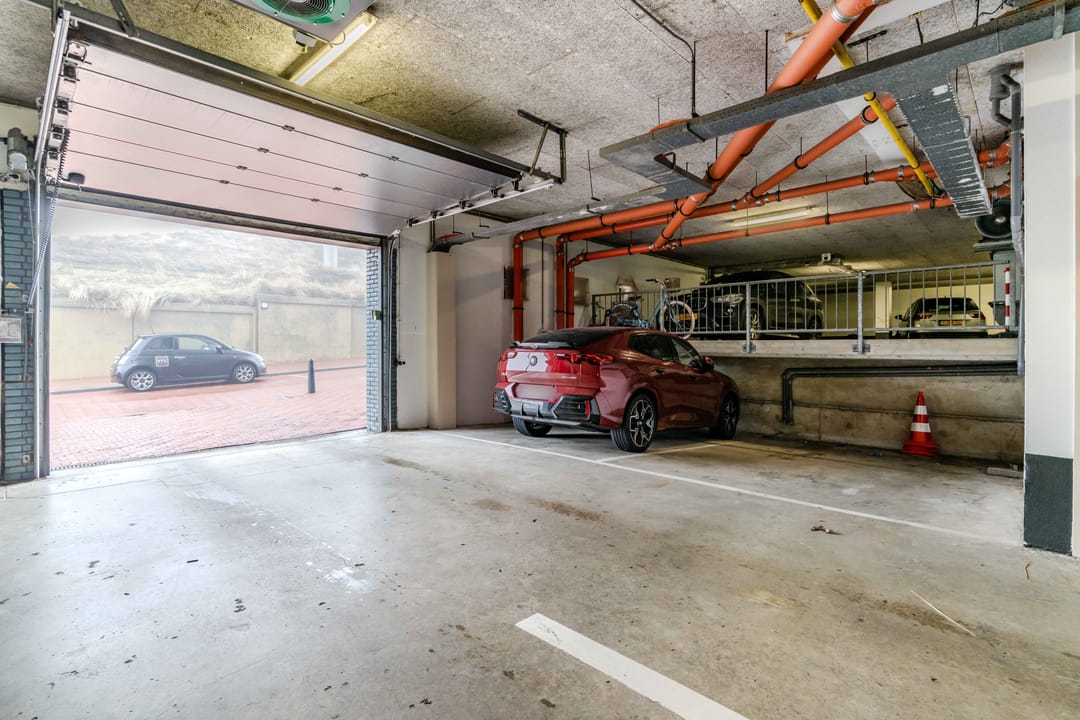 Photo 37 of Scheveningseslag 37