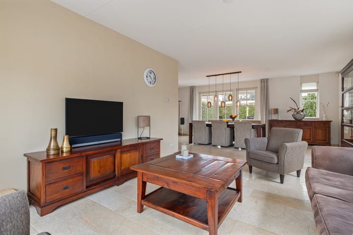 Photo 4 of Bonkelaar 2